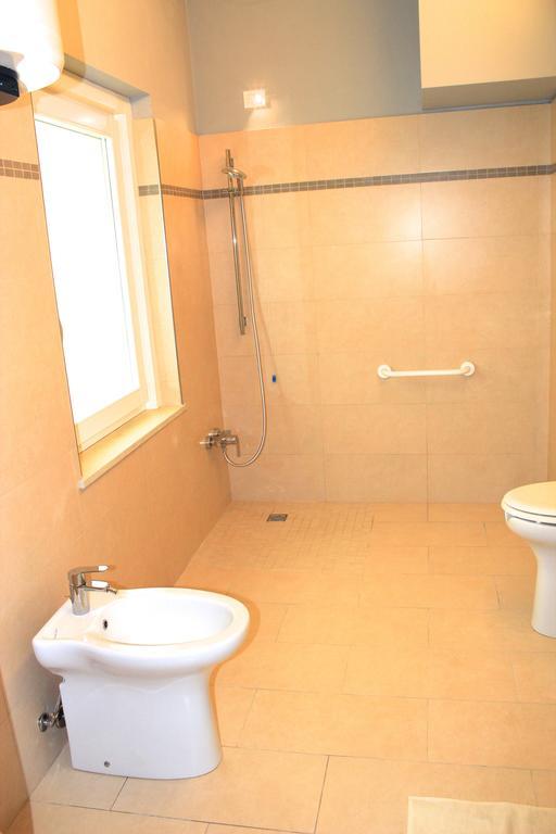 Residenza La Vecchia Vigna Bed & Breakfast Верона Екстериор снимка